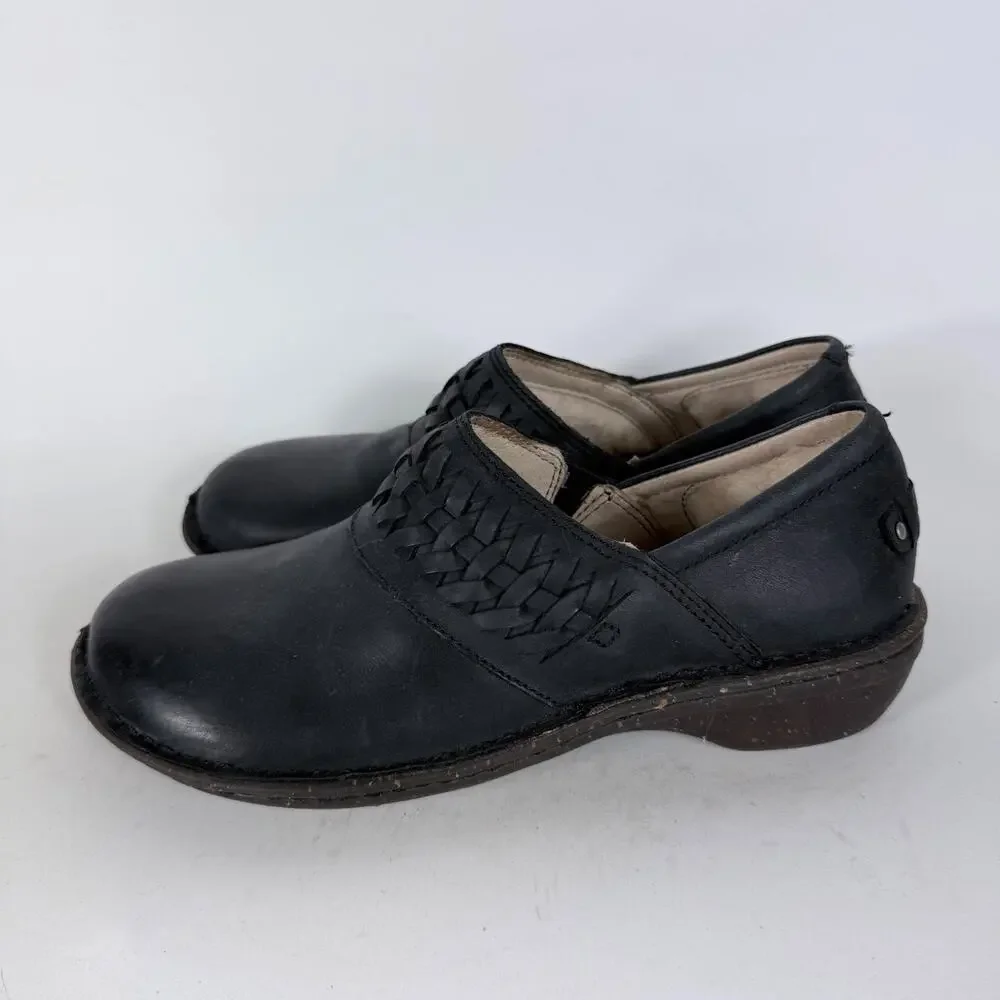 UGG Anila Slip-On Clogs Women's 7 Black Full-Grain Leather Hand-Woven Braid